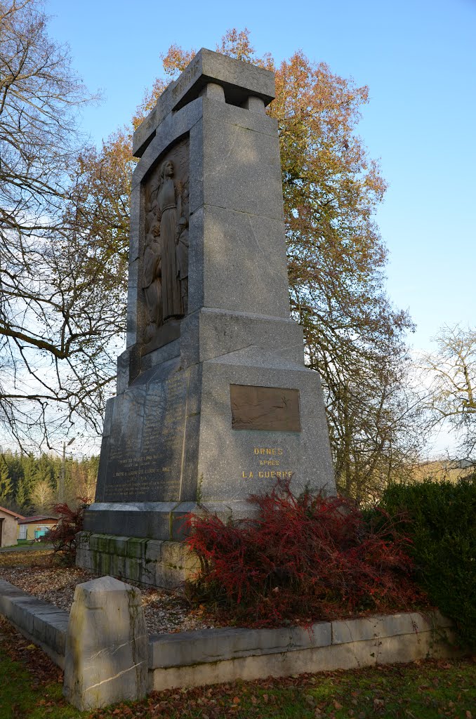 Monument aux Morts d'Ornes (Village Détruit) 14/18, France by Oslo10