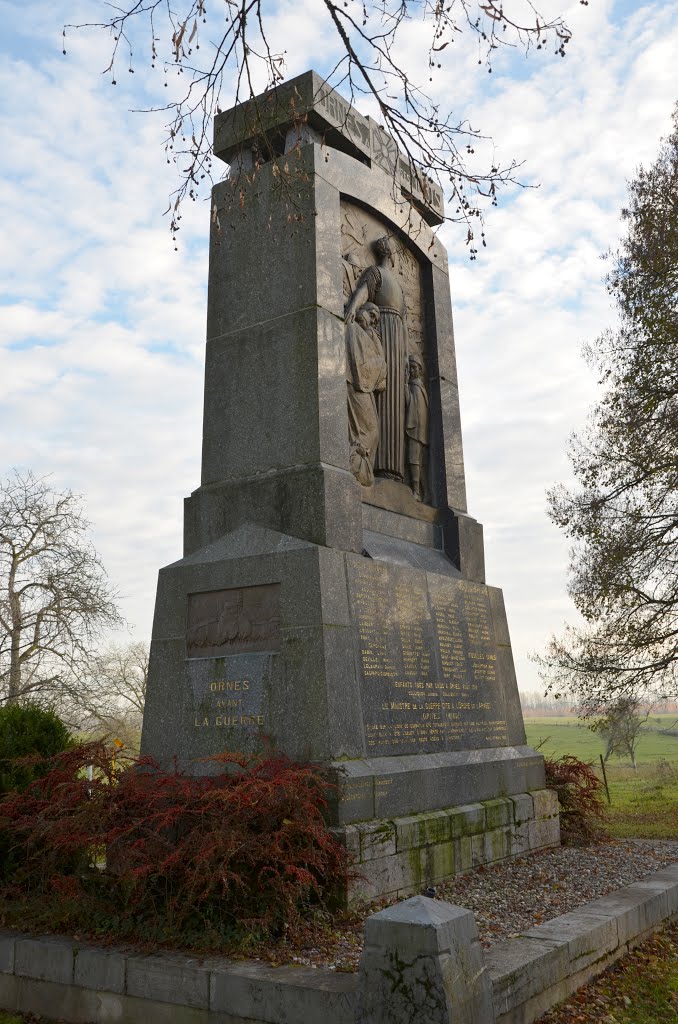 Monument aux Morts d'Ornes (Village Détruit) 14/18, France by Oslo10