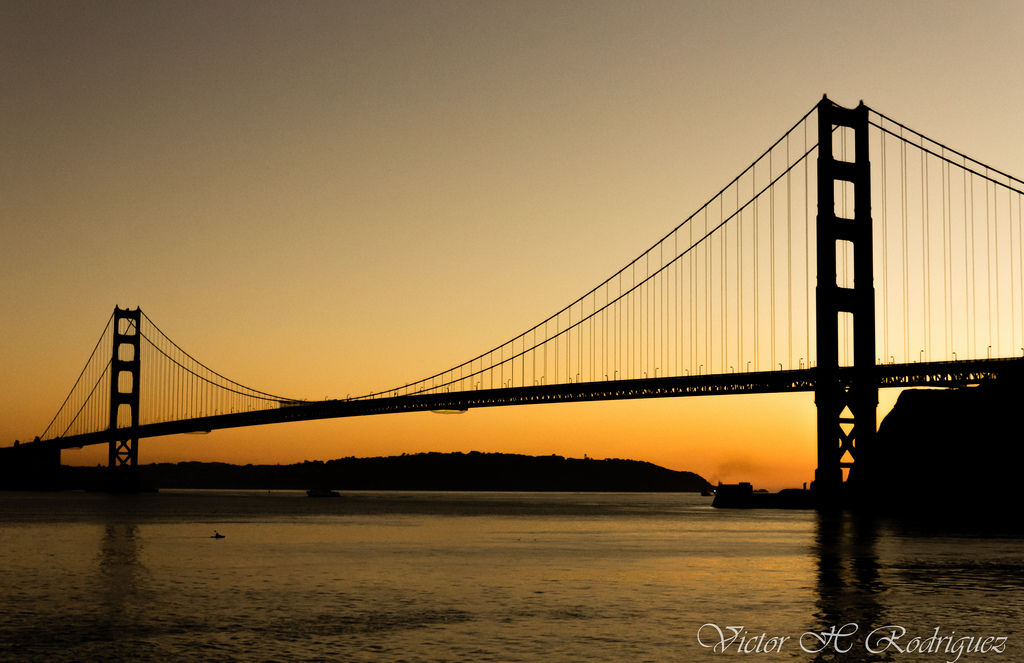 Golden Gate by Victor H Rodriguez