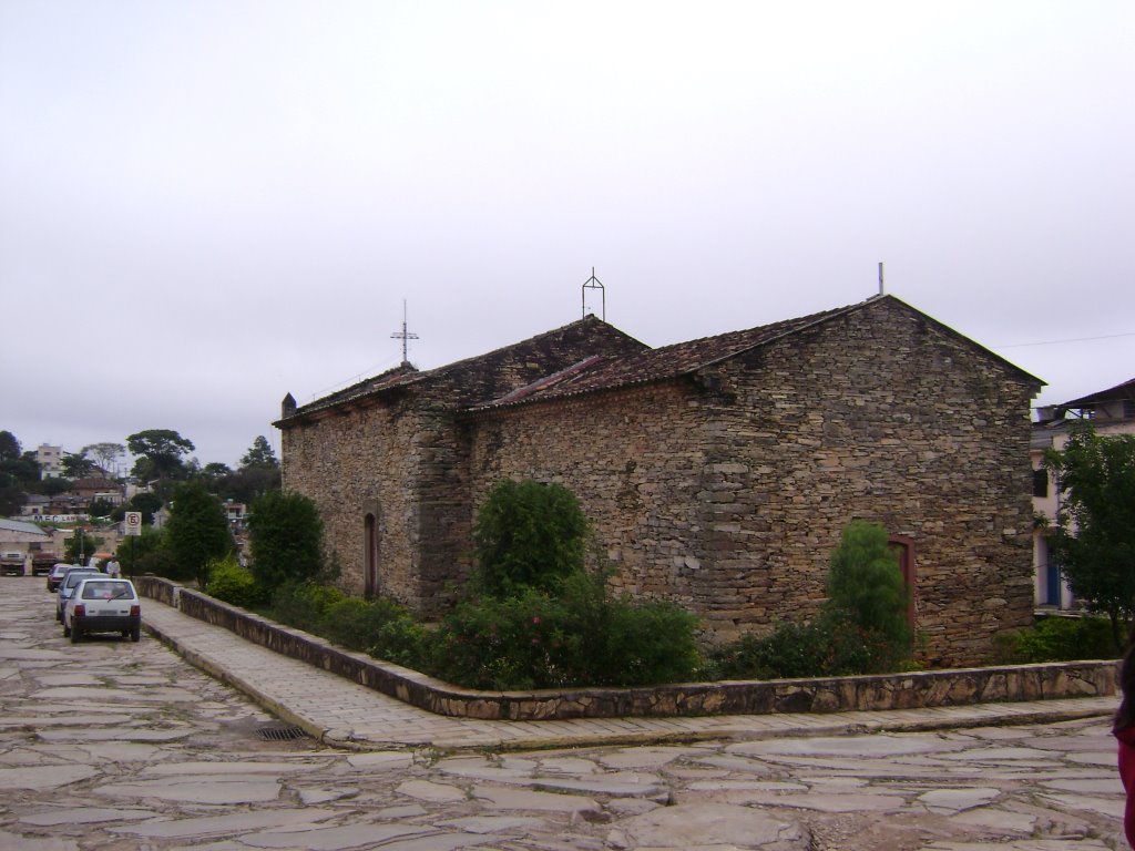 Vista lateral da Igreja do Rosário by EulerGBarbosa