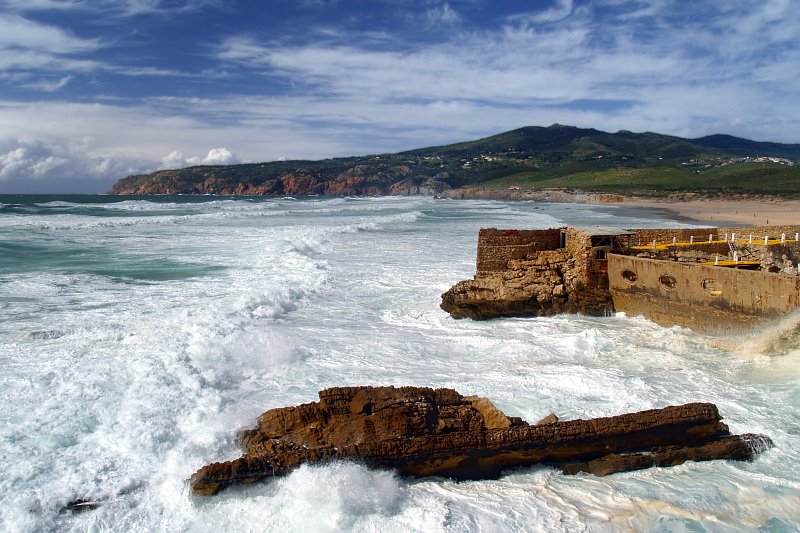 Guincho I by Jose Mario Pires