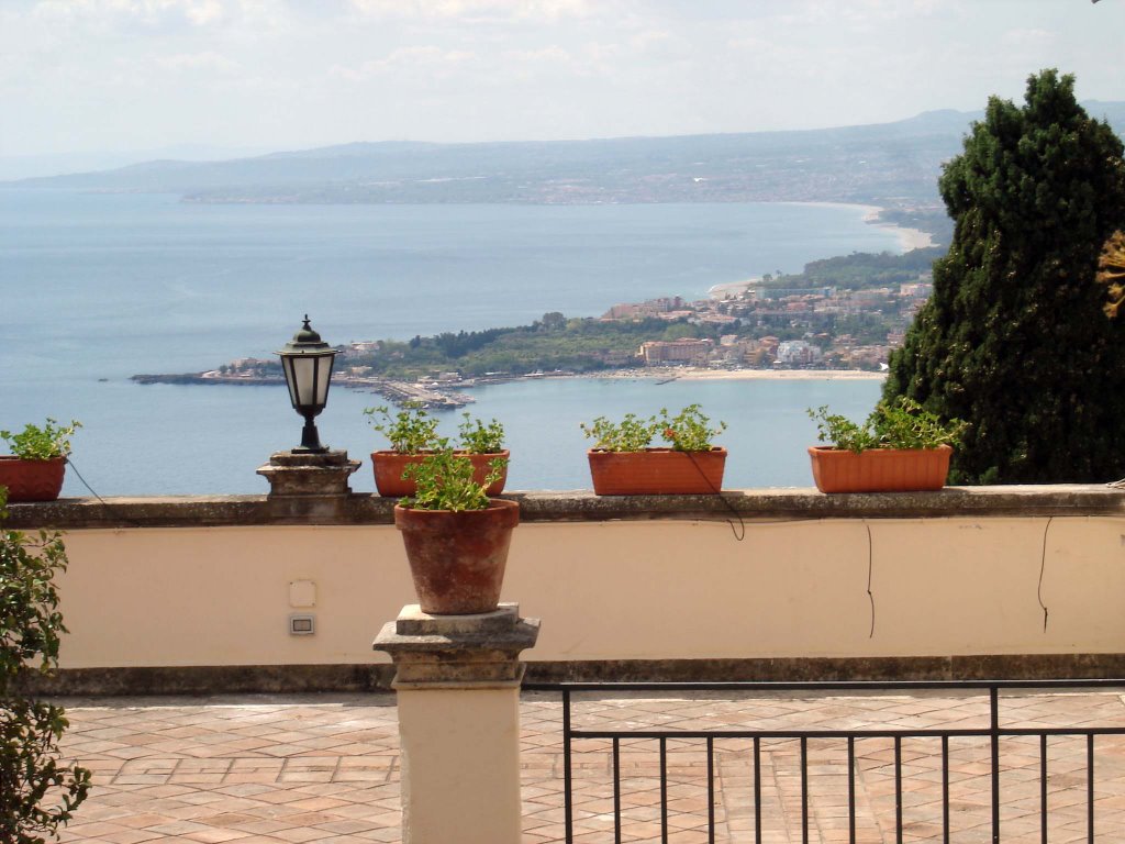 Taormina Terrace by Francisco Morales