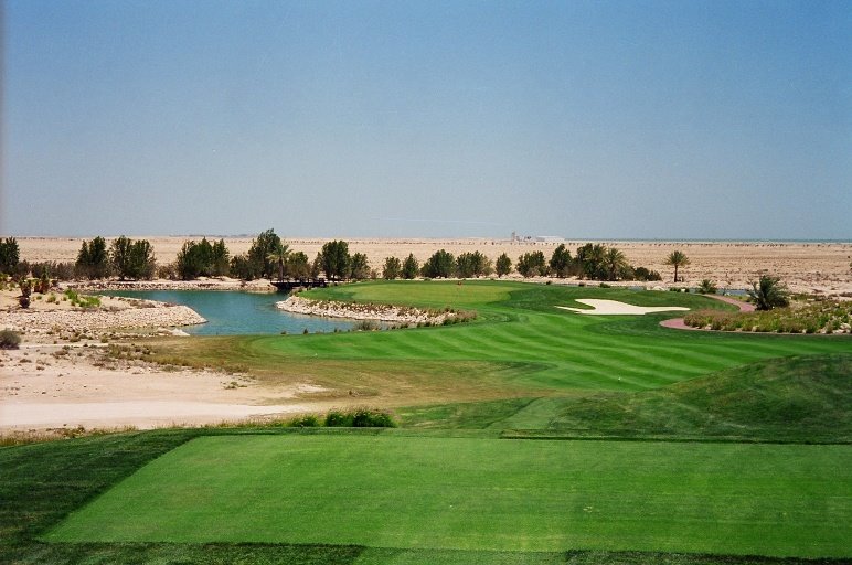 Doha Golf Club, Hole 8, Par 3, 195 yds by ©dyakimec