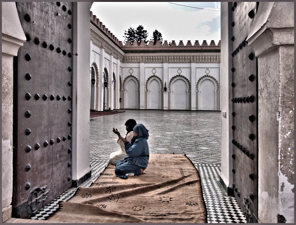 Kashbah, Mosque by la-gioconda -No Views