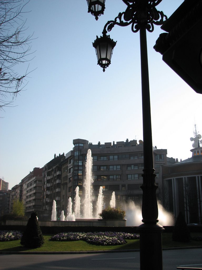 Plaza de América-1. Oviedo. Principado de Asturias. by Valentin Enrique Fer…