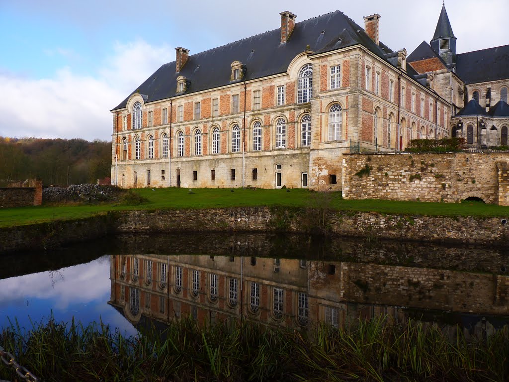 Abbaye de Saint-Michel by Rudy Pické